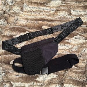 Yagya Carry On Belt Bag